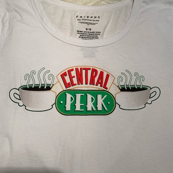 3/$30 - FRIENDS Central Perk T-shirt Size M - Picture 6 of 11